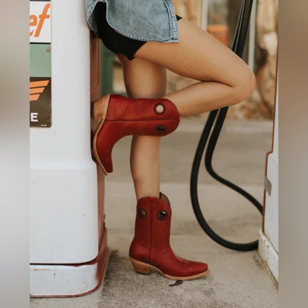 NEW Women's Handmade Black Star 269755 Red Western/Fashion Boot NWT 8.5B